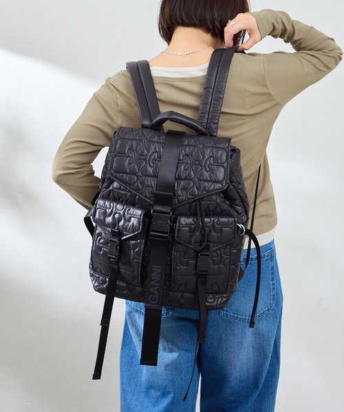 U by SPICK&SPAN（ユーバイスピックアンドスパン）の「GANNI / ガニー Re-Tech Quilted Backpack（バックパック/リュック・レディース・ブラック・FREE）」の7枚目の写真