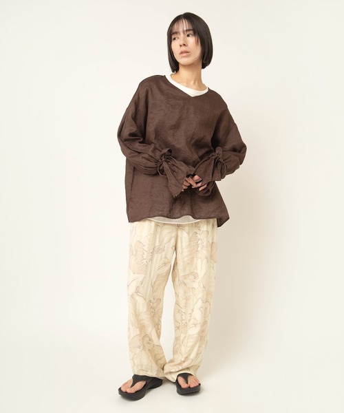 RNA-N(アールエヌエーエヌ)の「R4454 リーフストライプ柄パンツ(その他パンツ・レディース・ベージュ/ネイビー/グレー・FREE)」の13枚目の写真
