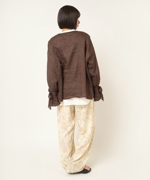 RNA-N(アールエヌエーエヌ)の「R4454 リーフストライプ柄パンツ(その他パンツ・レディース・ベージュ/ネイビー/グレー・FREE)」の15枚目の写真