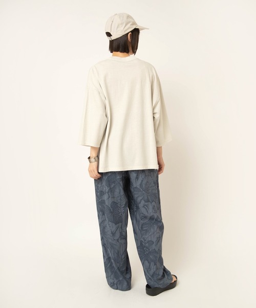 RNA-N(アールエヌエーエヌ)の「R4454 リーフストライプ柄パンツ(その他パンツ・レディース・ベージュ/ネイビー/グレー・FREE)」の20枚目の写真