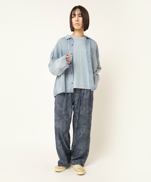 RNA-N(アールエヌエーエヌ)の「R4454 リーフストライプ柄パンツ(その他パンツ・レディース・ベージュ/ネイビー/グレー・FREE)」の17枚目の写真