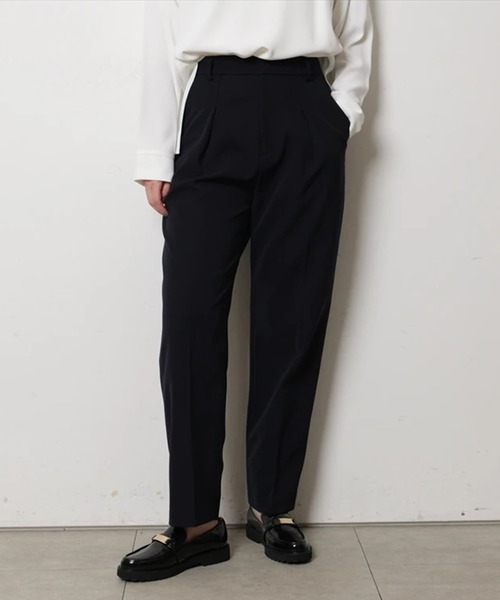 CADUNE(カデュネ)の「ツイルスレンダーパンツ(その他パンツ・レディース・ネイビー/グレイッシュベージュ/ホワイト・38/36/34)」の3枚目の写真