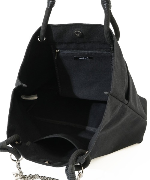 MURUA（ムルーア）の「【MURUA/ムルーア】 CANVAS SERIES　シルバーチェーン付きトートバッグ（トートバッグ・レディース・ブラック/アイボリー・FREE）」の8枚目の写真
