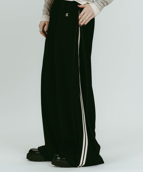 Knuth Marf（クヌースマーフ）の「Knuth Marf zip-up track pants（その他パンツ・レディース・ブラック・X-SMALL/SMALL/MEDIUM）」の10枚目の写真