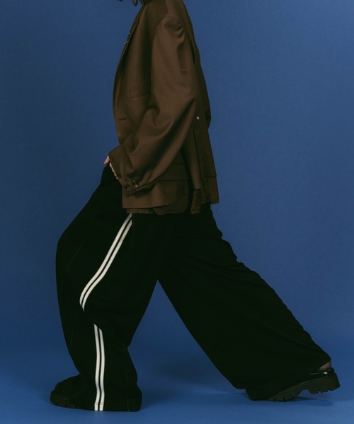 Knuth Marf（クヌースマーフ）の「Knuth Marf zip-up track pants（その他パンツ・レディース・ブラック・X-SMALL/SMALL/MEDIUM）」の6枚目の写真