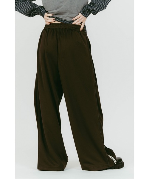 Knuth Marf（クヌースマーフ）の「Knuth Marf zip-up track pants（その他パンツ・レディース・ブラック/ブラウン・X-SMALL/SMALL/MEDIUM）」の14枚目の写真