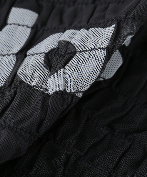 adidas Originals（アディダスオリジナルス）の「adidas originals / アディダス SMOCKED CALI TEE（Tシャツ/カットソー・レディース・ブラック・LARGE）」の7枚目の写真