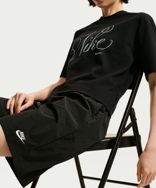 NIKE(ナイキ)の「ナイキ スポーツウェア ウィメンズ ミッドライズ ルーズ ニーレングス ショートパンツ / Nike Sportswear Women's Mid-Rise Loose Knee-Length Shorts IH8465-010 Black(その他パンツ・レディース・ブラック・XS/M/S/XL/L)」の5枚目の写真