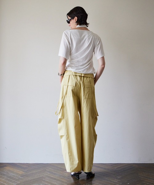 MAISON SPECIAL(メゾンスペシャル)の「Tie Detail 2WAY Twist T-Shirt/タイ付2WAYツイストTシャツ(Tシャツ/カットソー・レディース・ホワイト/ブラック/チャコールグレー・FREE)」の16枚目の写真
