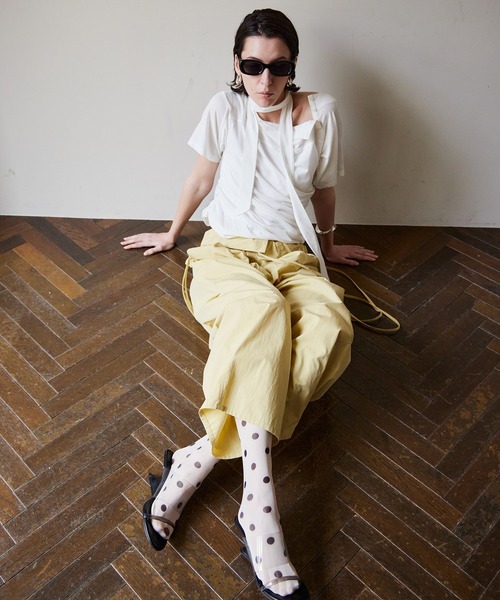 MAISON SPECIAL(メゾンスペシャル)の「Tie Detail 2WAY Twist T-Shirt/タイ付2WAYツイストTシャツ(Tシャツ/カットソー・レディース・ホワイト/ブラック/チャコールグレー・FREE)」の17枚目の写真