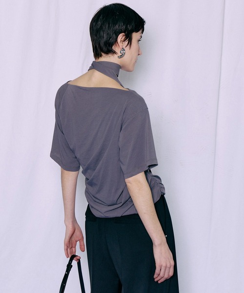MAISON SPECIAL(メゾンスペシャル)の「Tie Detail 2WAY Twist T-Shirt/タイ付2WAYツイストTシャツ(Tシャツ/カットソー・レディース・ホワイト/ブラック/チャコールグレー・FREE)」の9枚目の写真