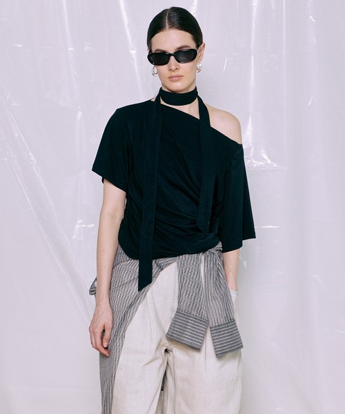 MAISON SPECIAL(メゾンスペシャル)の「Tie Detail 2WAY Twist T-Shirt/タイ付2WAYツイストTシャツ(Tシャツ/カットソー・レディース・ホワイト/ブラック/チャコールグレー・FREE)」の18枚目の写真