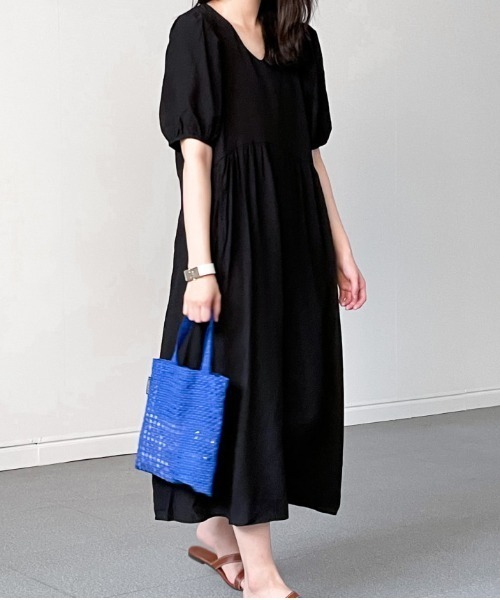 FREE STYLISTS(フリー スタイリスト)の「YUGA_YGMC Korean style V-neck sheer dress(ワンピース・レディース・オフホワイト/ブラック・FREE)」の2枚目の写真