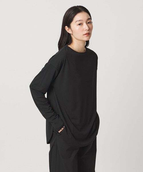 MARW UNITED ARROWS(マルゥ ユナイテッドアローズ)の「<MARW UNITED ARROWS>ラウンドヘム ロングスリーブ カットソー UVカット(Tシャツ/カットソー・レディース・ホワイト/ブラック・FREE)」の6枚目の写真