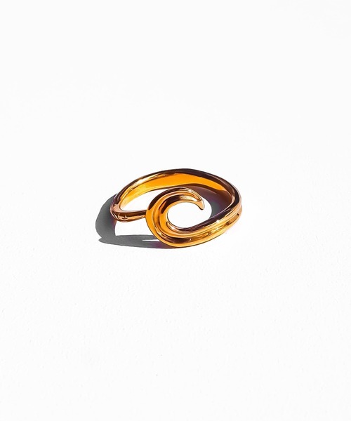 IRIEBEACH(アイリービーチ)の「Wave ring/【ハワイアンジュエリー】【サージカルステンレス】【金属アレルギー対応】【IRIEBEACH / アイリービーチ】つけっぱなしOK(リング・レディース・ゴールド/シルバー/ピンク・3号/5号/7号/19号/17号/13号/9号/11号/21号/15号)」の4枚目の写真