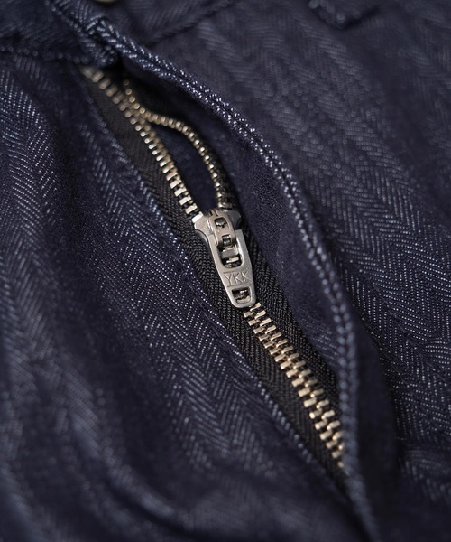 1111clothing（ワンフォークロージング）の「ヘリンボーンデニムパンツ / Herringbone denim pants（デニムパンツ・メンズ・ブルー/ブラック/ブラウン・S/M/L）」の5枚目の写真