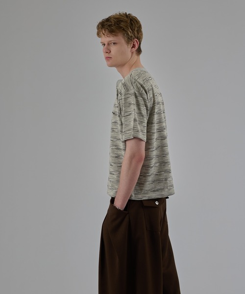 kutir（クティール）の「HENLEY NECK SILVER BUTTON BORDER TSHIRT／ヘンリーネック シルバーボタン ボーダーTEE（Tシャツ/カットソー・メンズ・ブラック/杢グレー/ブラウン・LARGE/MEDIUM）」の12枚目の写真