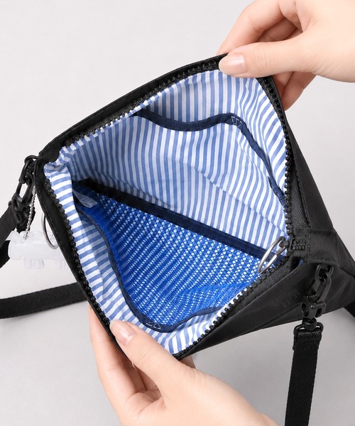 moz(モズ)の「軽量 撥水 ポリエステル サコッシュバッグ ミニショルダーバッグ A5収納対応(ショルダーバッグ・レディース・ブラック/ブルー/オフホワイト・FREE)」の20枚目の写真