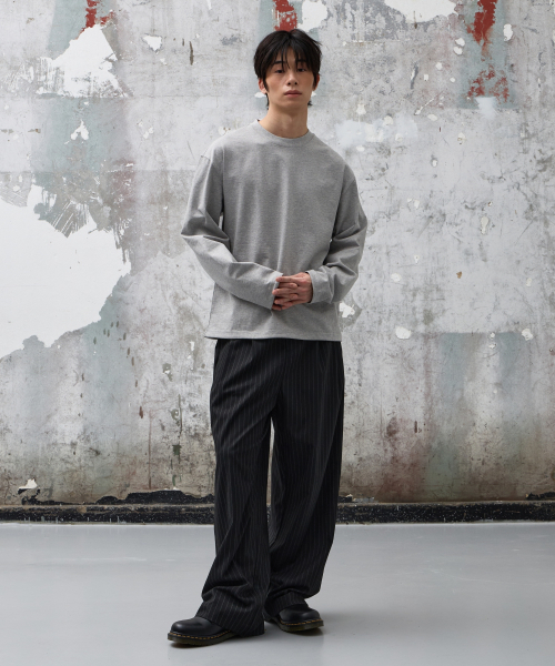 AGOD（エージーオーディー）の「バックインシジョンクロップロングスリーブ [グレー]（Tシャツ/カットソー・レディース・その他・SMALL/MEDIUM/LARGE）」の3枚目の写真