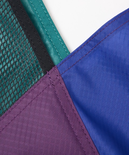 CHUMS(チャムス)の「【CHUMS/チャムス】メッシュトライアングルショルダートートバッグ /Mesh Triangle Shoulder Tote Bag/ユニセックス/11L(ショルダーバッグ・メンズ・ブラック/カーキ/その他・フリー)」の12枚目の写真