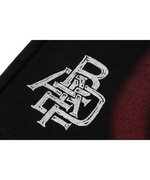 A BATHING APE(アベイシングエイプ)の「HEAVY WASH HAND DRAW FOOTBALL LOGO RELAXED FIT SWEAT SHORTS(その他パンツ・メンズ・ブラック/ホワイト・X-LARGE/XX-LARGE/MEDIUM/SMALL)」の8枚目の写真