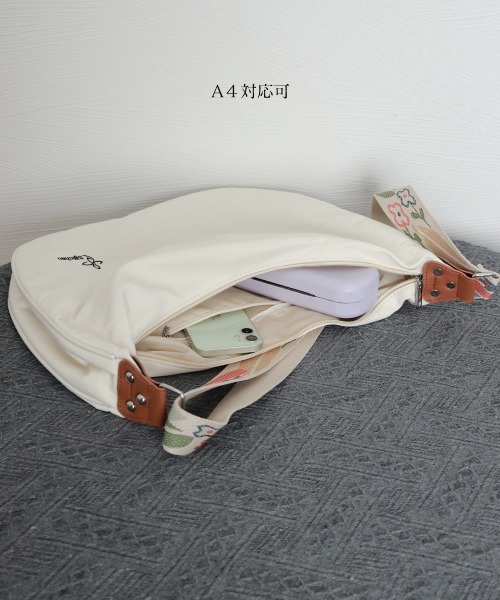 Miniministore(ミニミニストア)の「ショルダーバッグ 大容量 多収納 新作鞄(ショルダーバッグ・レディース・ブラック/アイボリー・FREE)」の15枚目の写真