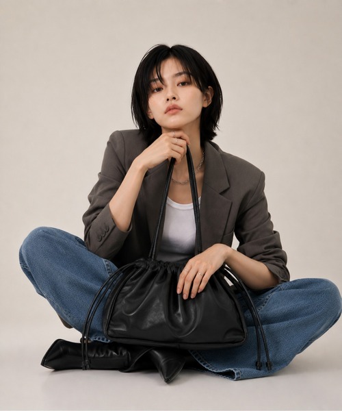 style code(スタイルコード)の「ZOZO限定【STYLE CODE/スタイルコード】フェイクレザー ギャザーバッグ(トートバッグ・レディース・ワインレッド/ブラック・FREE)」の11枚目の写真