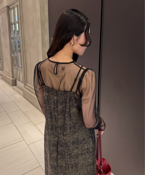 LE'RURE(リルアー)の「Original sheer tops(ドレス・レディース・ベージュ/グレー/ブラック/ブラウン・MEDIUM)」の5枚目の写真