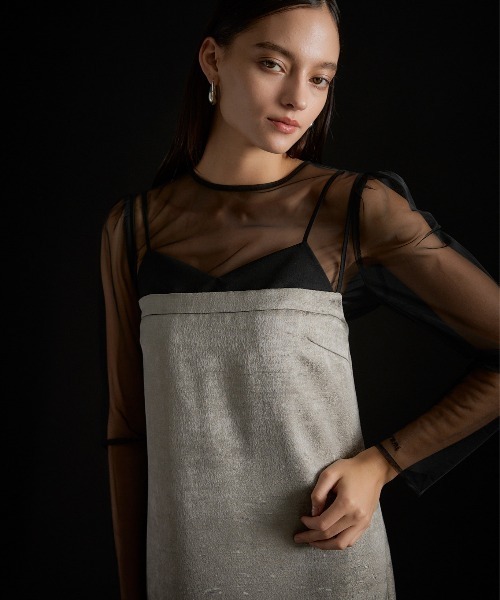 LE'RURE(リルアー)の「Original sheer tops(ドレス・レディース・ベージュ/グレー/ブラック/ブラウン・MEDIUM)」の9枚目の写真