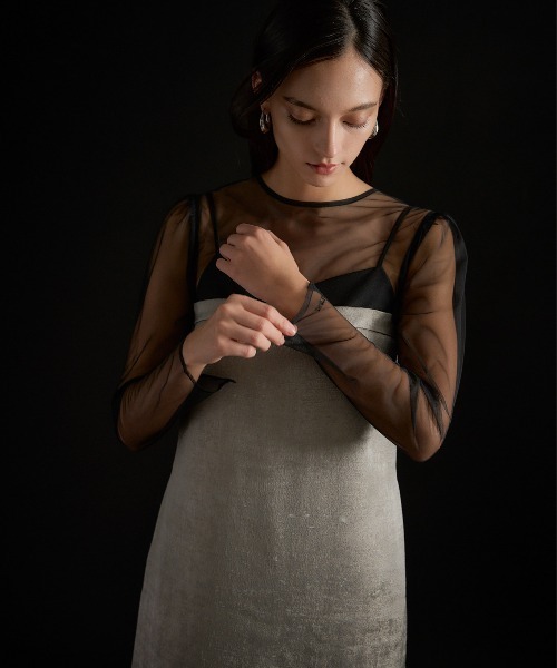 LE'RURE(リルアー)の「Original sheer tops(ドレス・レディース・ベージュ/グレー/ブラック/ブラウン・MEDIUM)」の11枚目の写真