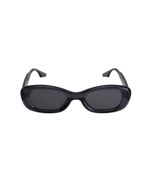 Chikashitsu +(チカシツプラス)の「【Chikashitsu +】square sunglasses (3color) / 【チカシツプラス】スクエアサングラス(サングラス・メンズ・グレー/ブラック/ホワイト・ONE SIZE)」の13枚目の写真