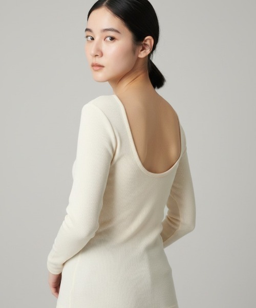 MILLER（ミラー）の「R.P.miller/ Cup L/S Tee / RM214-279 秋服 冬服（Tシャツ/カットソー・レディース・グリーン/ブラック/ブラウン/アイボリー・FREE）」の11枚目の写真