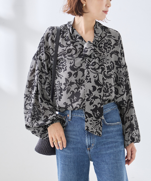 journal standard L'essage(ジャーナルスタンダードレサージュ)の「《追加》IPEKERフラワー/無地 ボウタイブラウス(シャツ/ブラウス・レディース・ブラウン系その他/ブラック・FREE)」の8枚目の写真