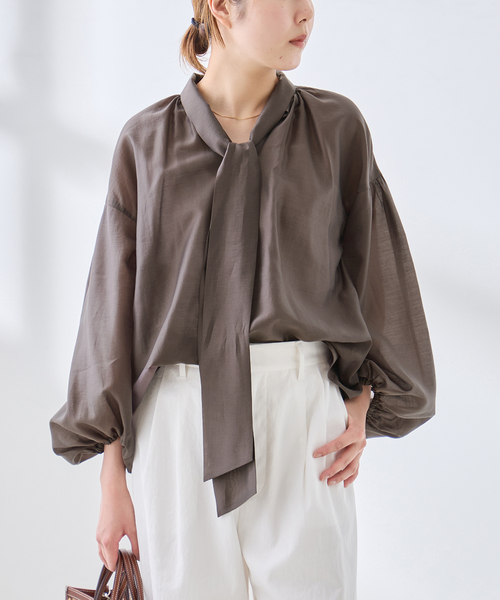 journal standard L'essage(ジャーナルスタンダードレサージュ)の「《追加》IPEKERフラワー/無地 ボウタイブラウス(シャツ/ブラウス・レディース・ブラウン系その他/ブラック・FREE)」の21枚目の写真