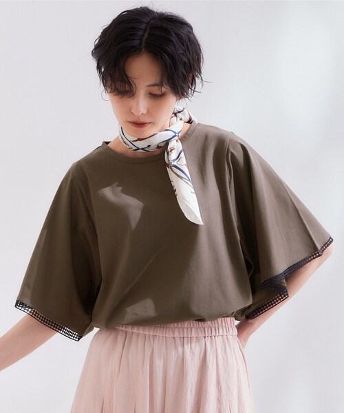 OPAQUE.CLIP(オペークドットクリップ)の「袖口レースフレアスリーブカットソー【洗濯機OK】(Tシャツ/カットソー・レディース・ブラック/ナチュラル/ブラウン系その他・42/40/38)」の12枚目の写真