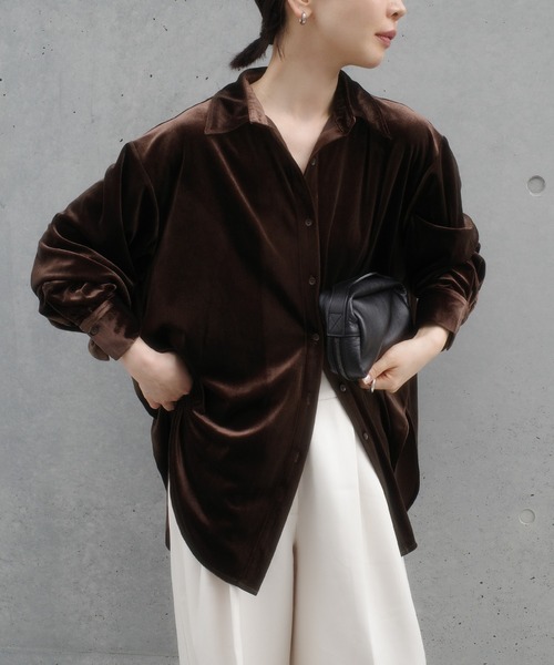 select MOCA by son（セレクトモカバイソン）の「バックタックベロアシャツ【by SON】（シャツ/ブラウス・レディース・ブラウン/ブラック/アイボリー・FREE）」の3枚目の写真