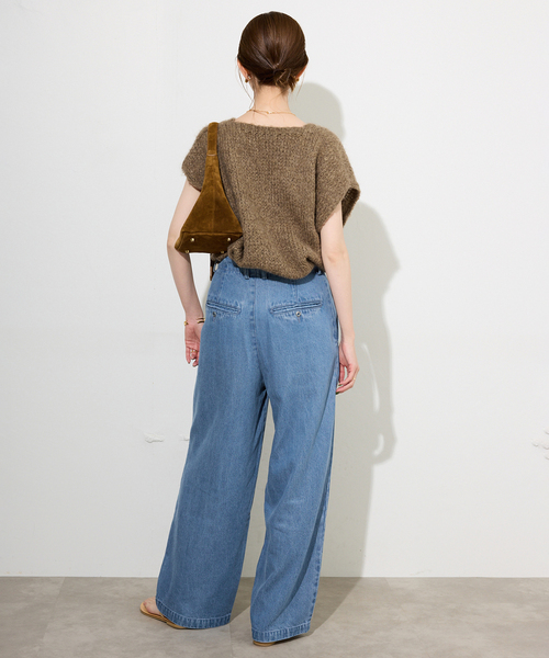 SLOBE IENA(スローブイエナ)の「《WEB限定/3サイズ展開/追加6》LEDENIM TUCK TROUSERデニム(デニムパンツ・レディース・ブルー・34/38)」の7枚目の写真