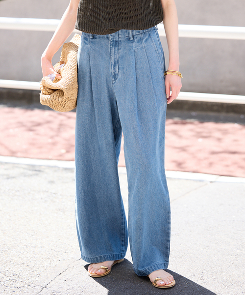 SLOBE IENA(スローブイエナ)の「《WEB限定/3サイズ展開/追加6》LEDENIM TUCK TROUSERデニム(デニムパンツ・レディース・ブルー・34/38)」の12枚目の写真