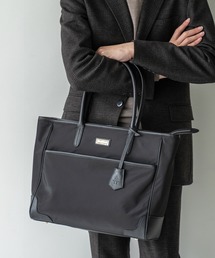 Paul Stuart（ポールスチュアート）の「メッセンジャーバッグ（メッセンジャーバッグ）」