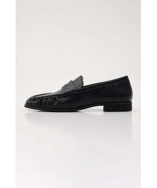 MOUSSY(マウジー)の「【26年AW新作】GATHER FLAT ローファー(ローファー・レディース・ブラウン/ブラック・LARGE/SMALL/MEDIUM)」の4枚目の写真