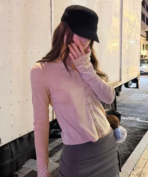 AVYL(アヴィル)の「ドット袖切り替えクロップドカーディガン(カーディガン/ボレロ・レディース・ベージュ・M)」の11枚目の写真