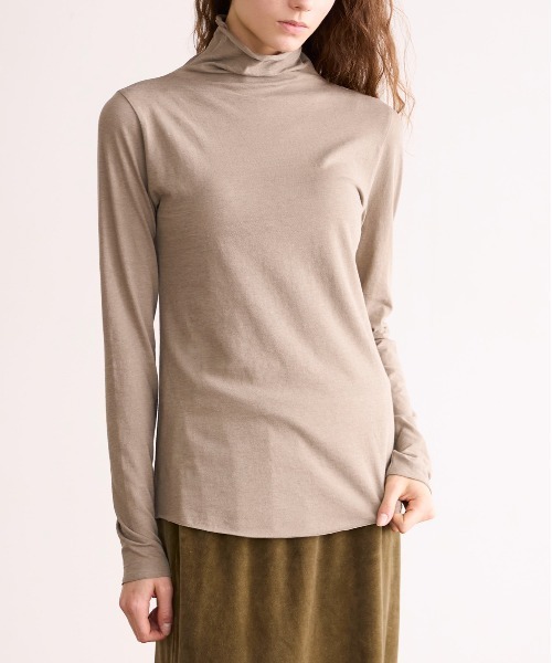 WALANCE(ワランス)の「COTTON CASHMERE HIGH NECK T(Tシャツ/カットソー・レディース・オフホワイト・FREE)」の3枚目の写真
