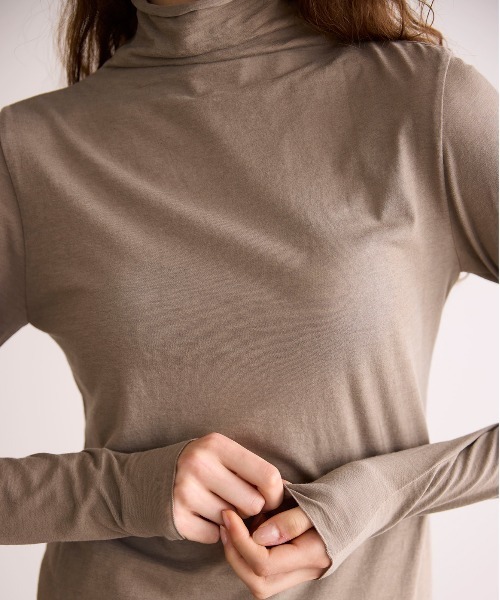 WALANCE(ワランス)の「COTTON CASHMERE HIGH NECK T(Tシャツ/カットソー・レディース・オフホワイト・FREE)」の7枚目の写真