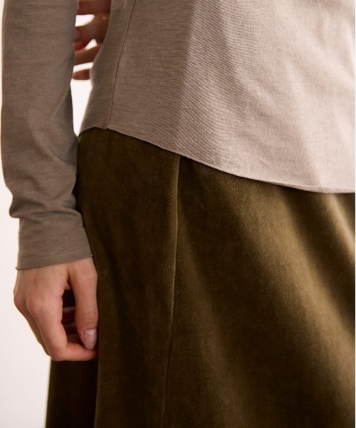 WALANCE(ワランス)の「COTTON CASHMERE HIGH NECK T(Tシャツ/カットソー・レディース・オフホワイト・FREE)」の10枚目の写真