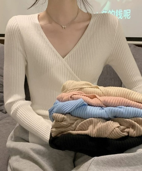 SEU(エスイーユー)の「シャーリングドロストリブニット カシュクールトップス 長袖 【オフィスカジュアル】【きれいめカジュアル】 レディース韓国風 春服 秋服 冬服(ニット/セーター・レディース・アイボリー/ホワイト/ブラック/ベージュ・フリー)」の7枚目の写真
