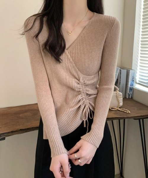 SEU(エスイーユー)の「シャーリングドロストリブニット カシュクールトップス 長袖 【オフィスカジュアル】【きれいめカジュアル】 レディース韓国風 春服 秋服 冬服(ニット/セーター・レディース・アイボリー/ホワイト/ブラック/ベージュ・フリー)」の15枚目の写真