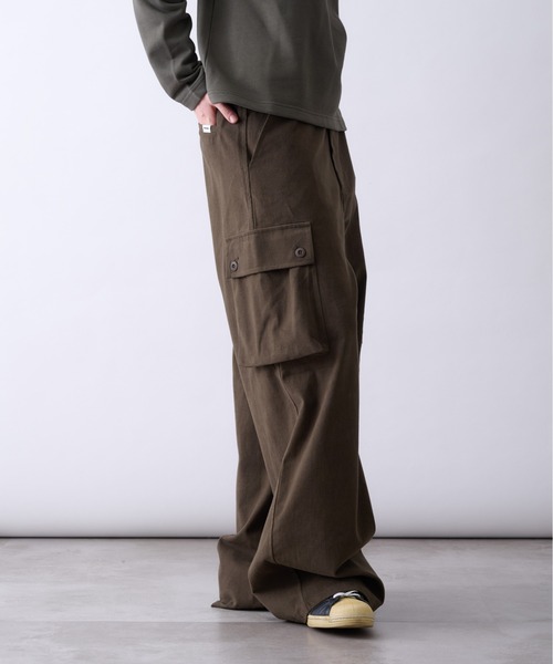 Perushu(ペルーシュ)の「SIDE POCKET WIDE CARGO PANTS/サイドポケットワイドカーゴパンツ(カーゴパンツ・メンズ・ブラック/グレー/オリーブ・LARGE/MEDIUM/SMALL)」の21枚目の写真