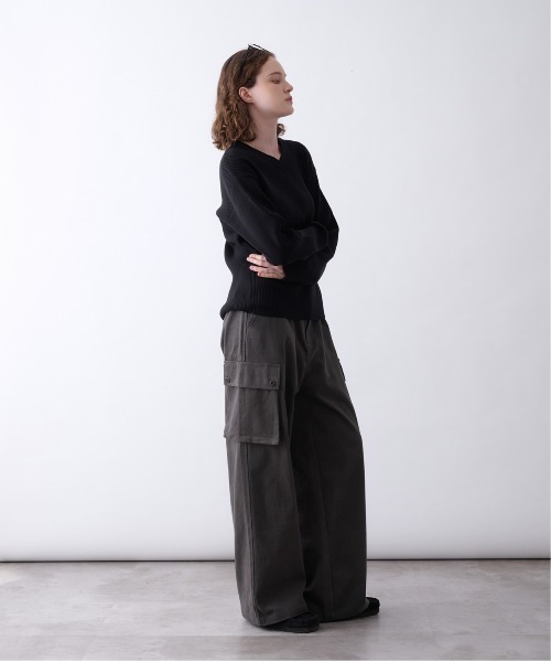 Perushu(ペルーシュ)の「SIDE POCKET WIDE CARGO PANTS/サイドポケットワイドカーゴパンツ(カーゴパンツ・メンズ・ブラック/グレー/オリーブ・LARGE/MEDIUM/SMALL)」の7枚目の写真