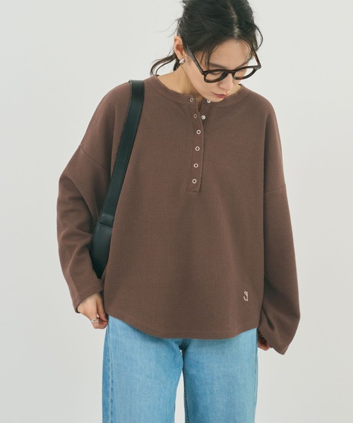 STELLA FISH（ステラフィッシュ）の「刺繍いりワッフルトップス（Tシャツ/カットソー・レディース・ブラウン/グレー・FREE）」の14枚目の写真