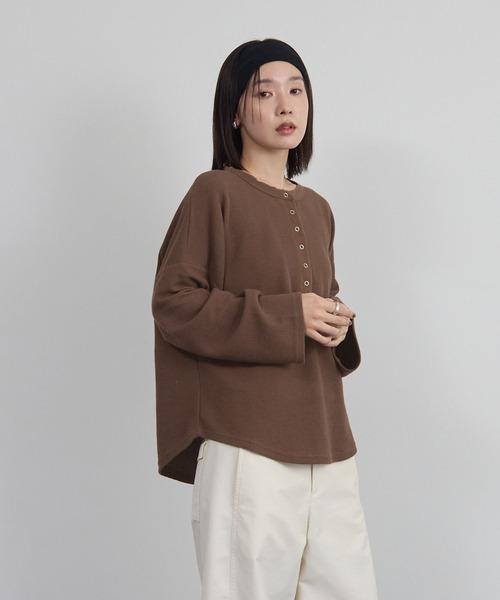 STELLA FISH（ステラフィッシュ）の「刺繍いりワッフルトップス（Tシャツ/カットソー・レディース・ブラウン/グレー・FREE）」の21枚目の写真